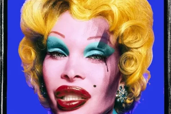 maruanimercier-david-lachapelle-amanda-as-andy-warhol-s-marilyn-blue-2007 maruanimercier-david-lachapelle-amanda-as-andy-warhol-s-marilyn-blue-2007